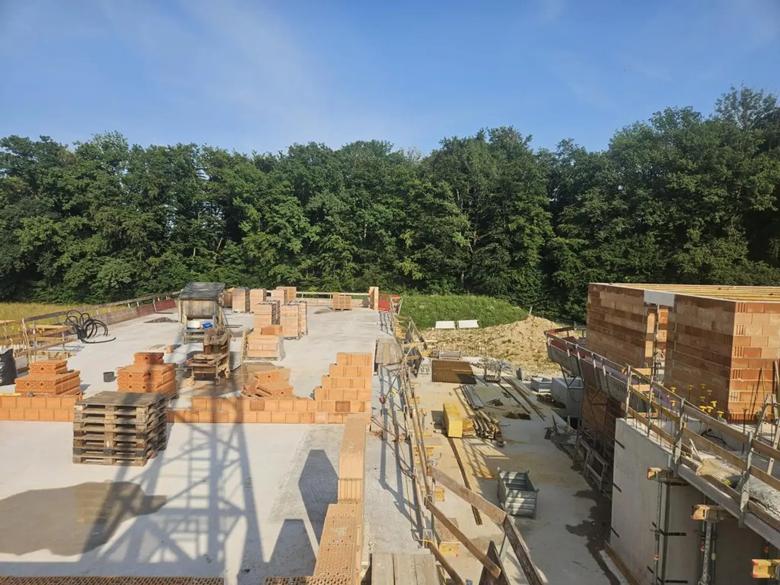 Provisionsfrei! Neubauprojekt Holzhäuseln: leistbare 75m² ETW mit Garten in Waldrandlage mit Traunsteinblick