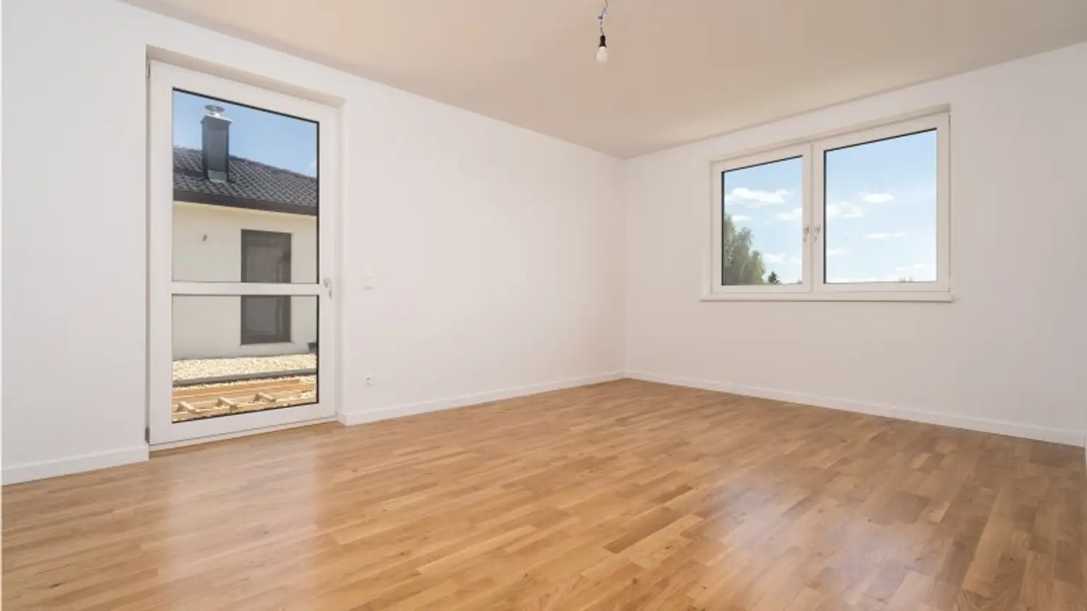 Liebe auf den ersten Blick in Weikendorf! Tolle Lage, Schlüsselfertig!