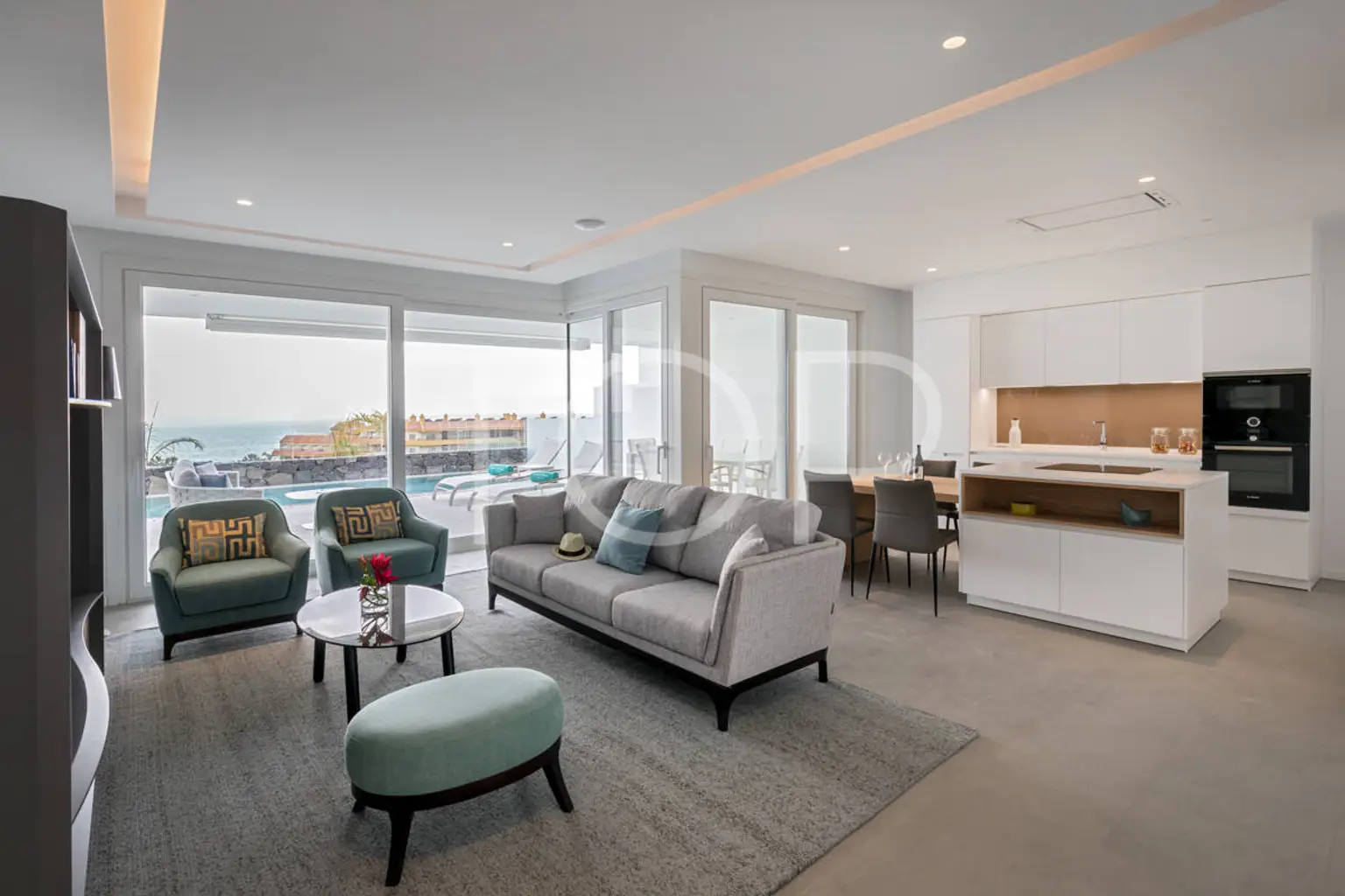 Deluxe Suite 2 bedrooms with pool (1)