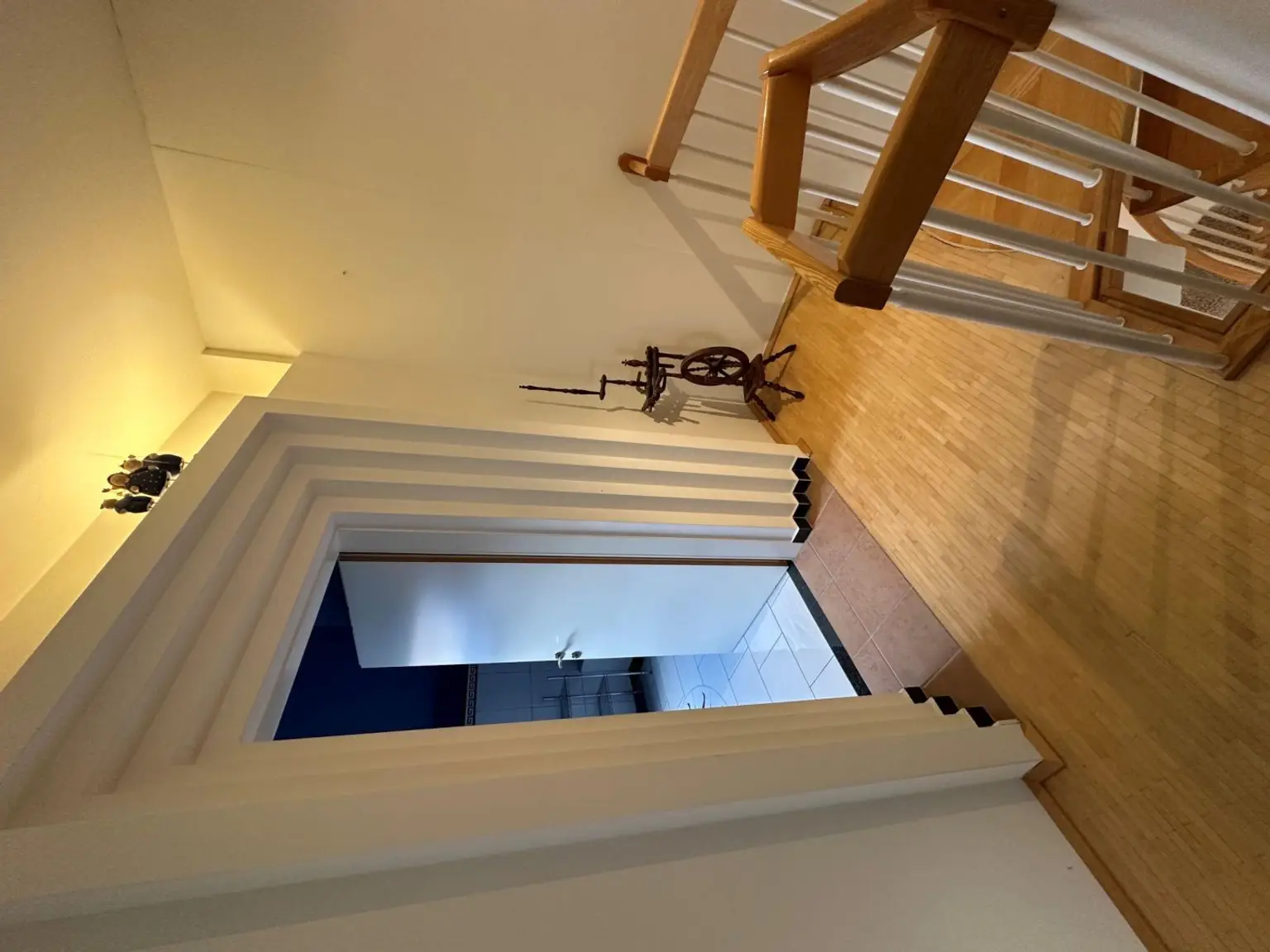 09_Treppenbereich_Oberer_Stock