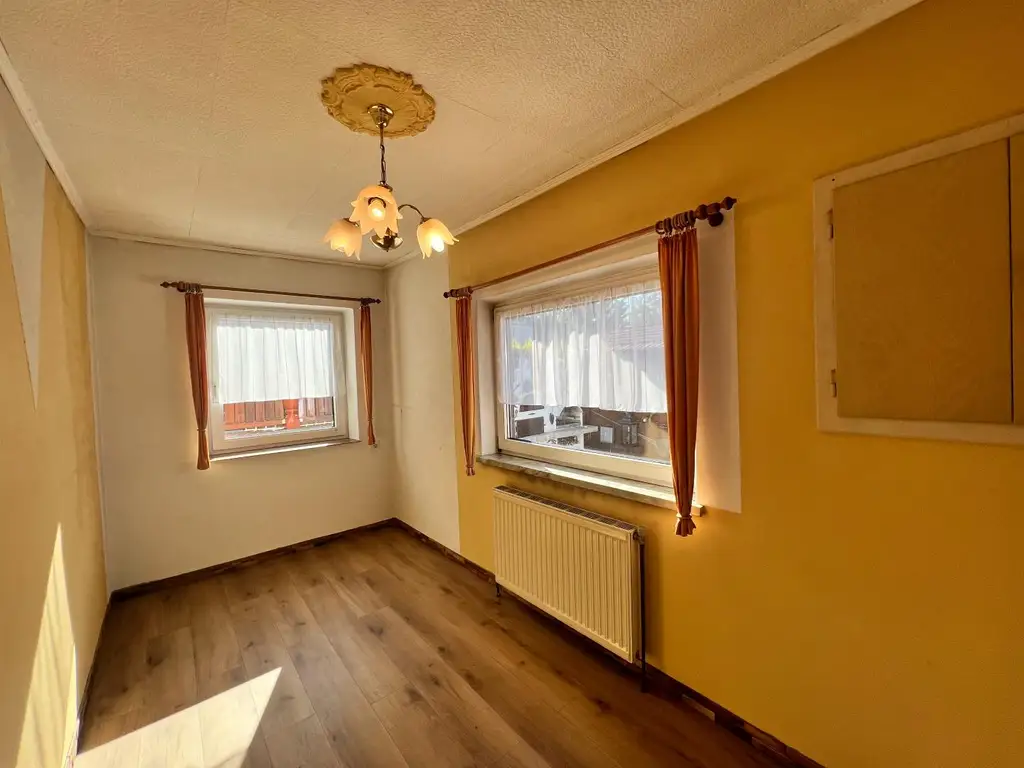 Bungalow mit großem Garten in zentrumsnähe von Amstetten