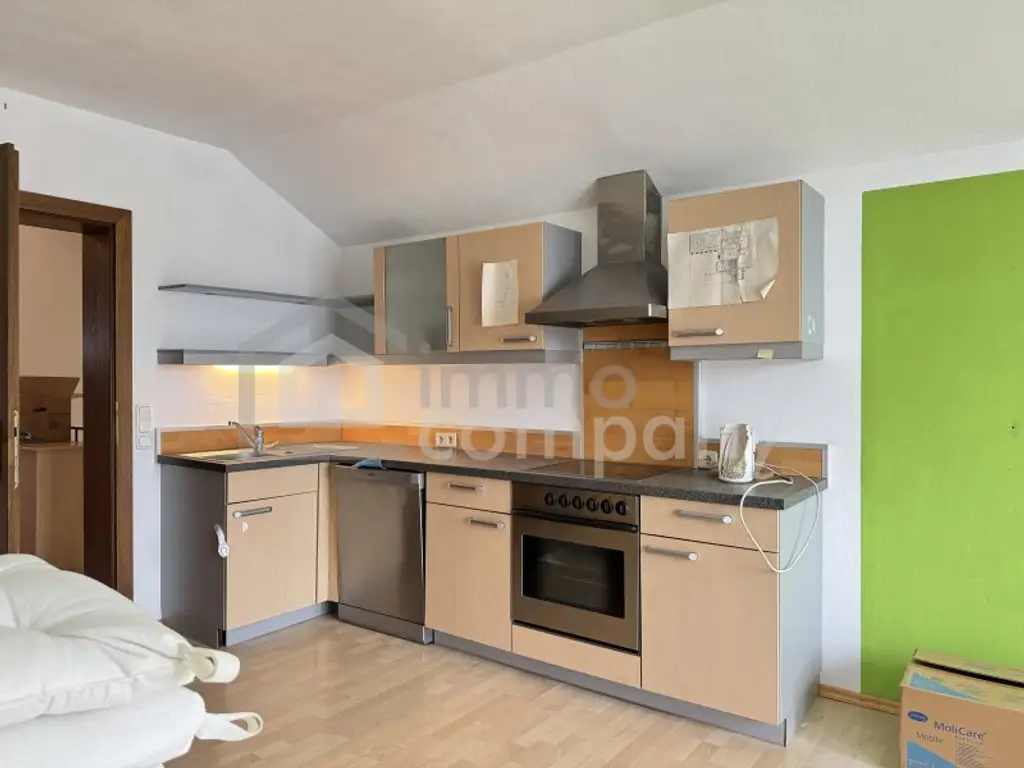 Charmantes Großzügiges Haus in Oberndorf mit 2 Wohneinheiten.