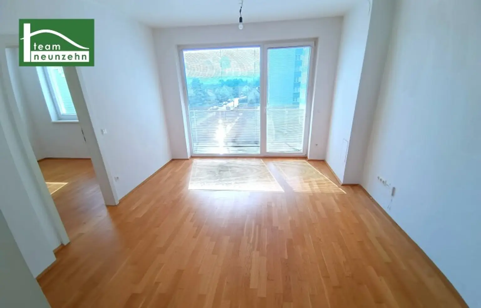 Freundlicher Wohngenuss mit vielen Extras - Tolle Lage und schöne Außenfläche - Nahe Sonnenpark