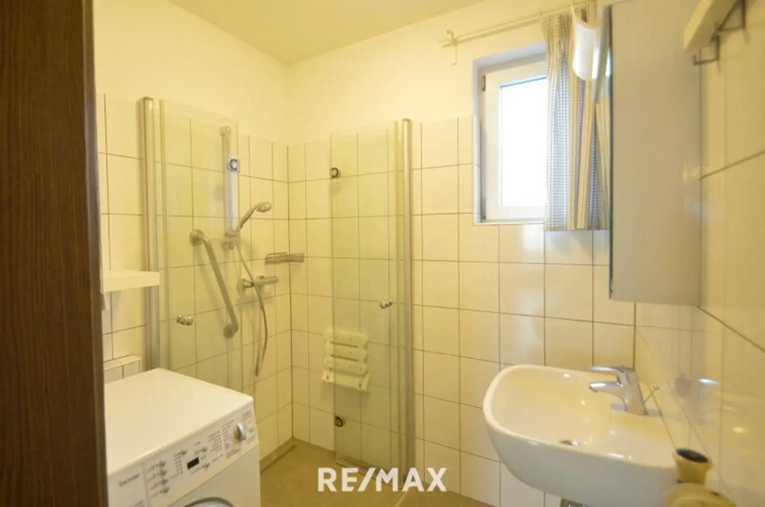 Bad mit barrierefreier Dusche