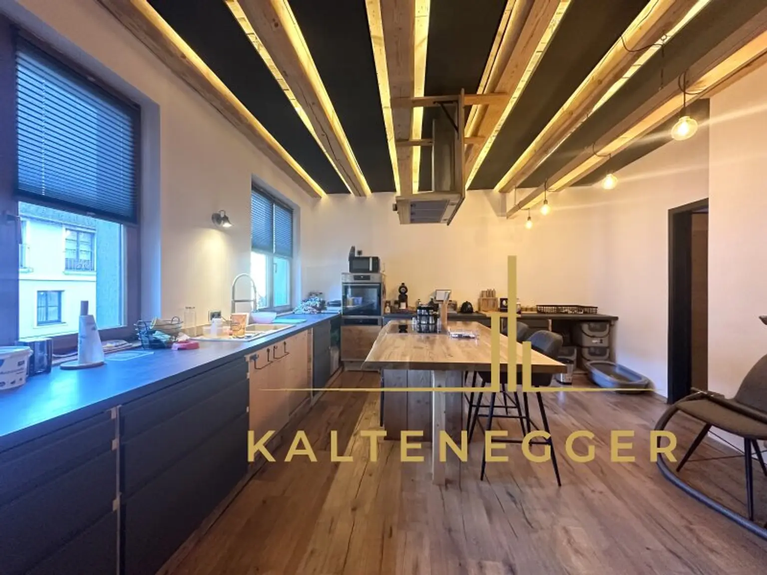 Traumhaftes Mehrfamilienhaus in Edlitz: 5 Zimmer und Pool