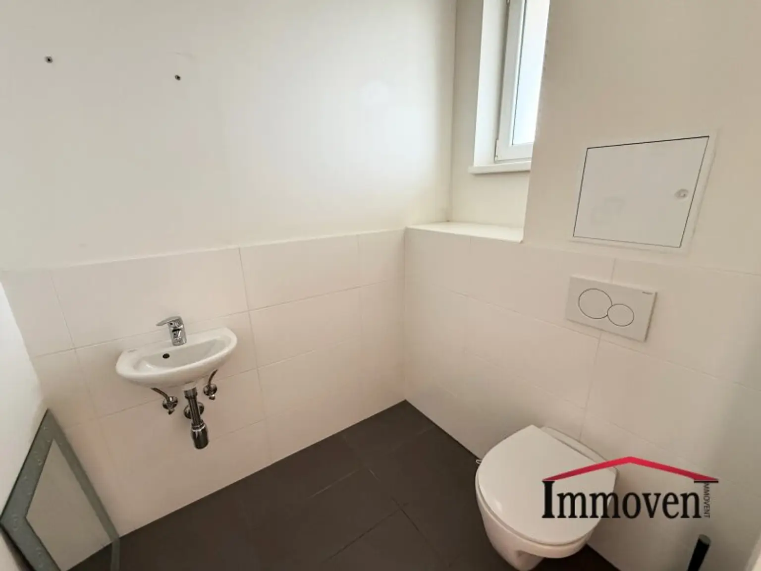 Sehr schöne und geräumige 3-Zimmerwohnung mit Terrasse!