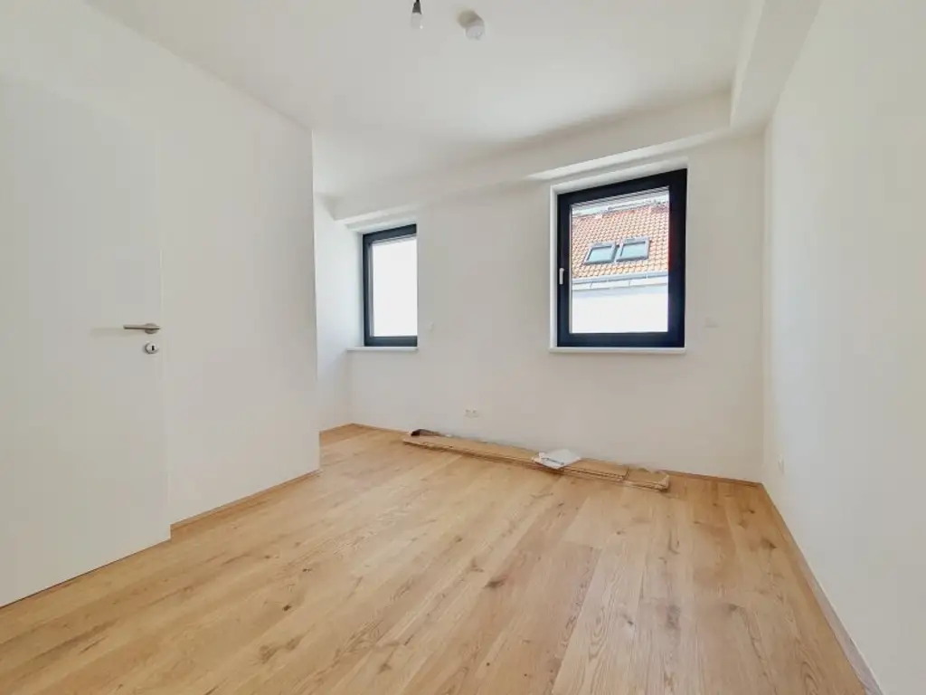 ERSTBEZUG - Sonnige Dachmaisonette mit 45m² Terrasse beim Hoffmann Platz
