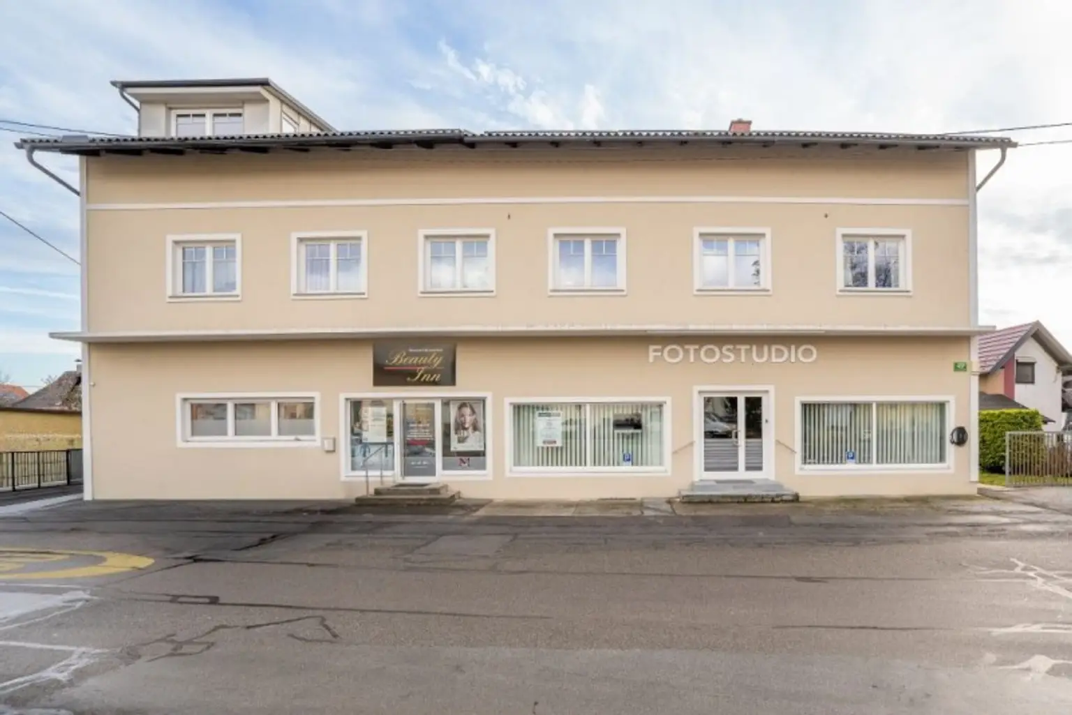 Geschäftslokal mit Schaufensterfläche in Wetzelsdorf!
