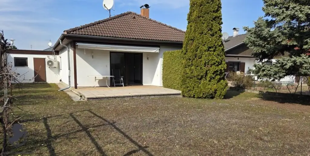 Einfamilienhaus nahe dem Badesee Steinbrunn – Wohnen mit Lebensqualität