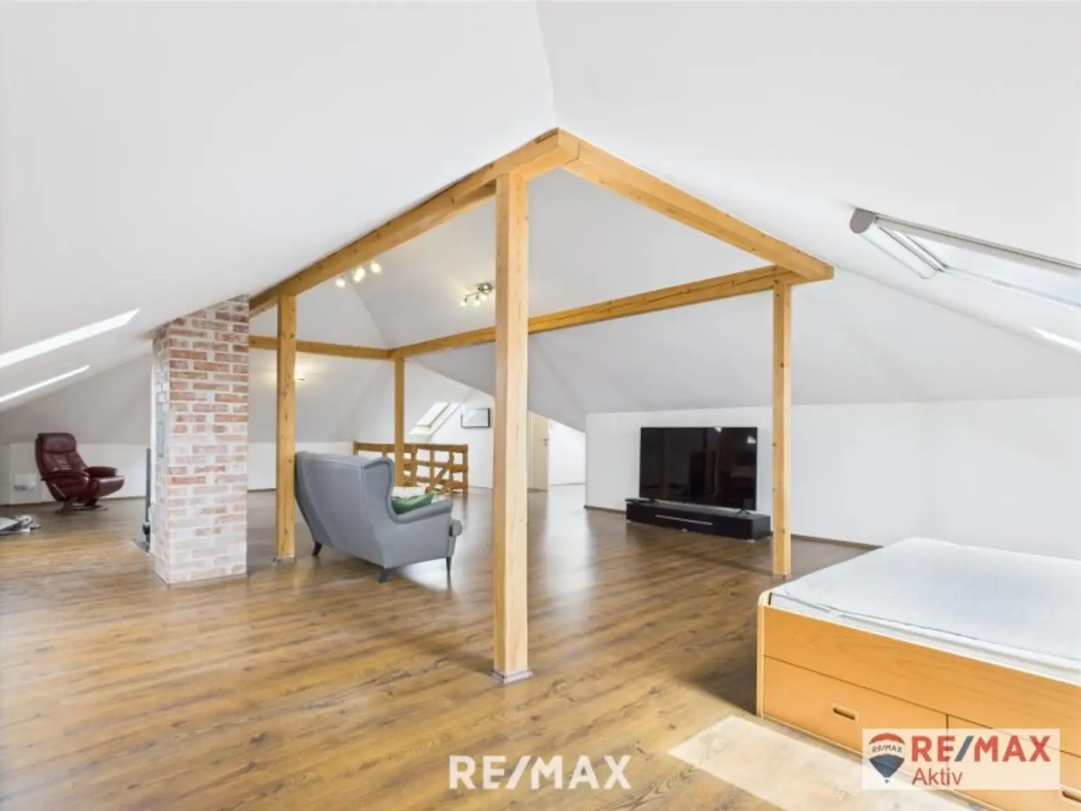 Zimmer Dachgeschoss_2