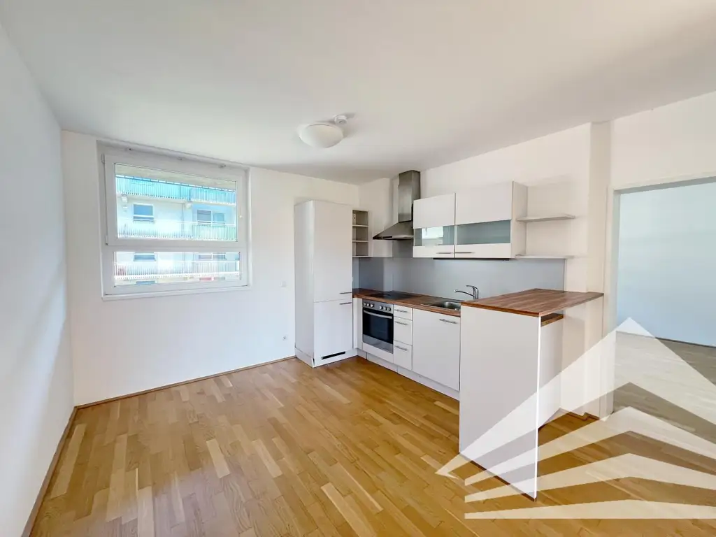 SQUADRO - westseitige 3-Zimmer Wohnung mit Balkon in zentraler Lage!