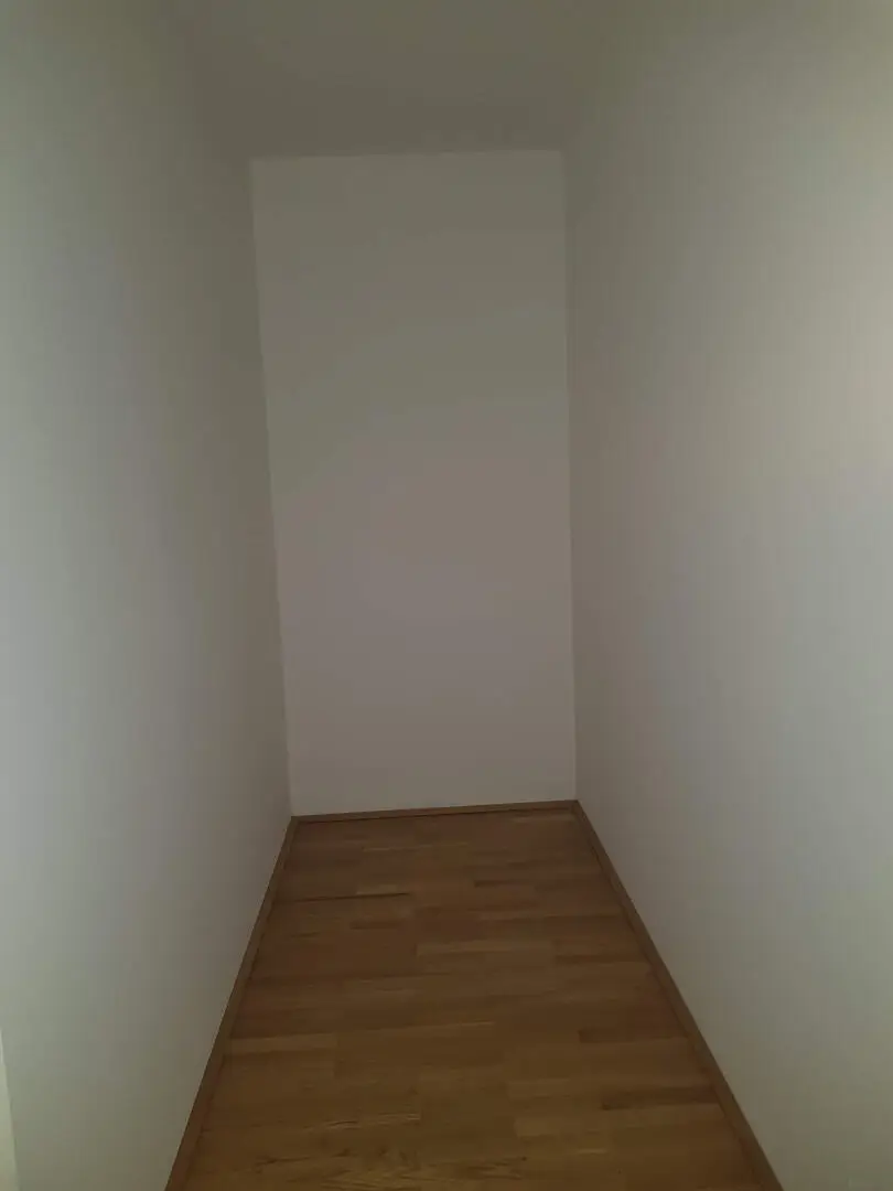Ruhig gelegene 2,5 Zimmerwohnung mit Balkon in Eggenberg!