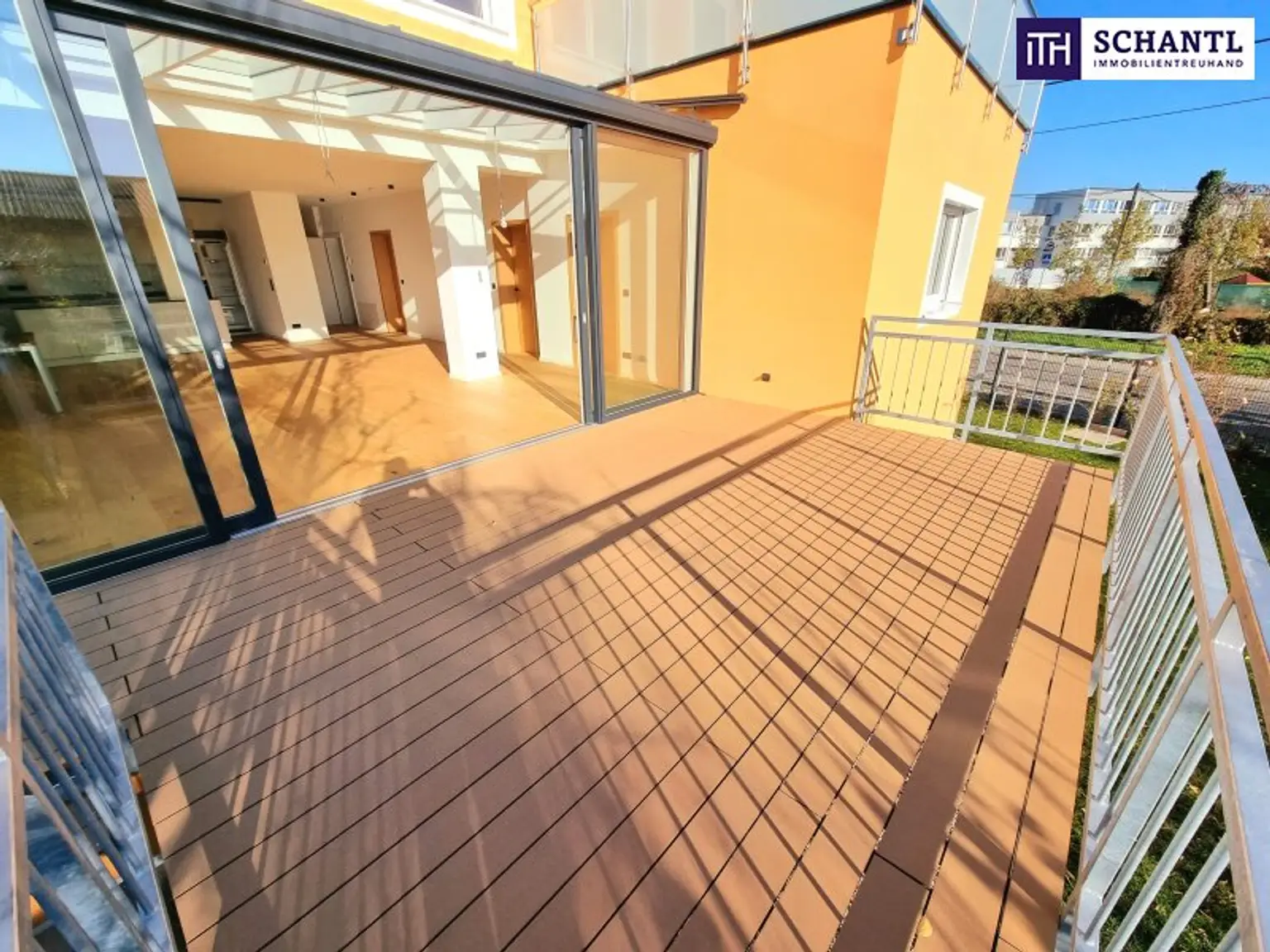 Fantastische 4-Zimmer Gartenwohnung! Mehr Natur. Mehr Ruhe. Mehr Grün. WOW! Riesiger Garten + Herrliche Terrasse + Lichtdurchfluteter Wintergarten + Stellplatz! Jetzt zugreifen!