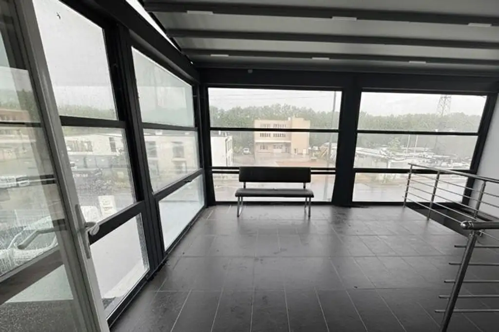 ''Bürofläche mit 3 Büros, Empfang, Küche & Sanitäranlagen – sofort bezugsfertig''