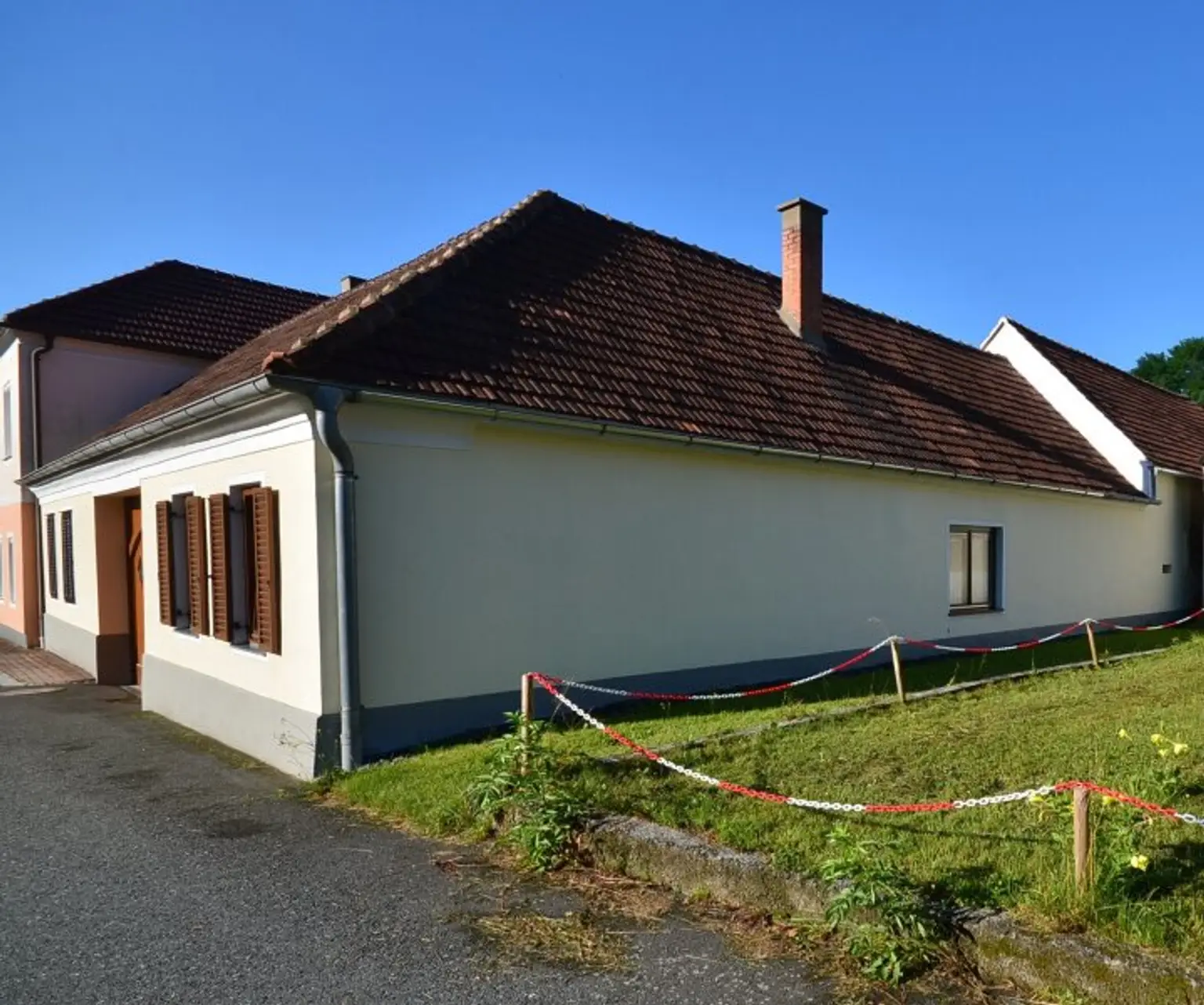 EINFAMILIENHAUS - ehemaliges BAUERNHAUS im Ortsverbund