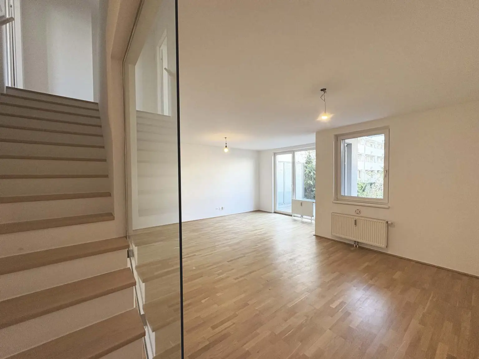 Geförderte Maisonettewohnung -
4 Zimmer mit Garten, Balkon und Loggia