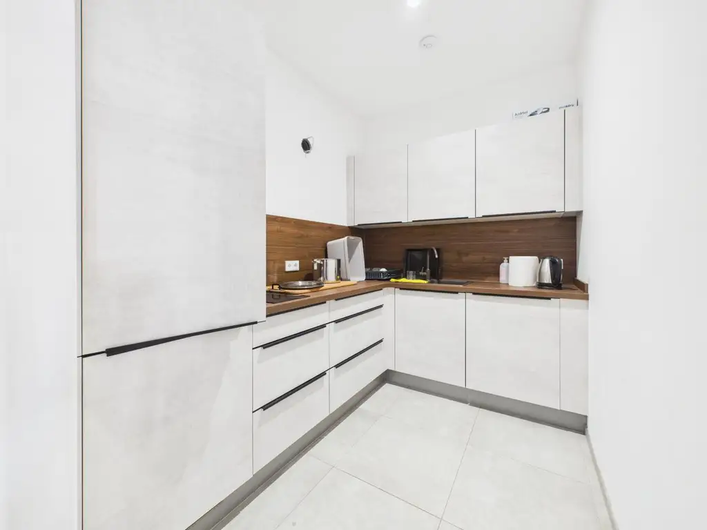 Kernsaniertes Anlageobjekt mit großzügigen Büroflächen und Wohneinheiten in 4050 Traun