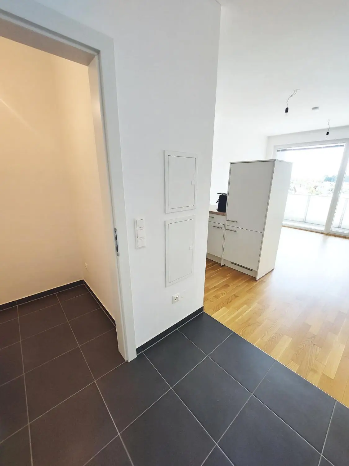 Moderne 2-Zimmer-Wohnung mit Terrasse, hochwertige Ausstattung