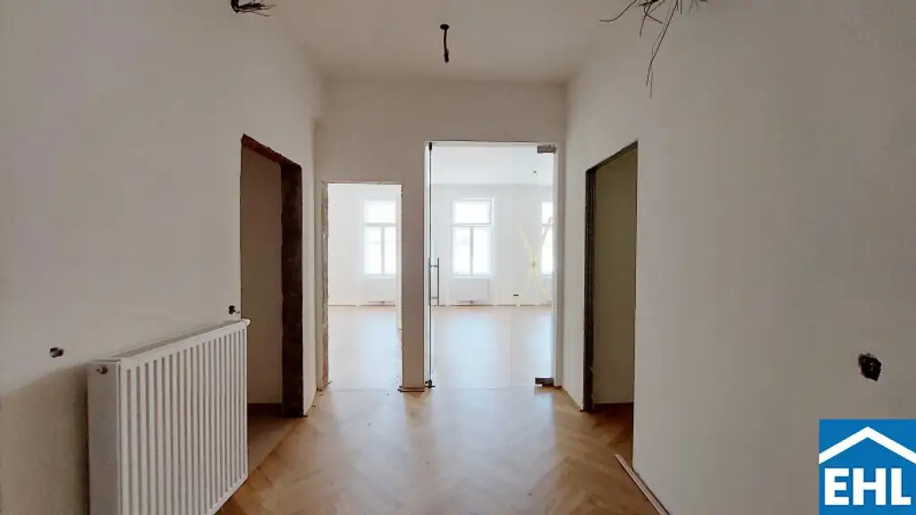 Erstbezug nach Sanierung! 2,5-Zimmer-Wohnung in Top-Lage des 6. Bezirks