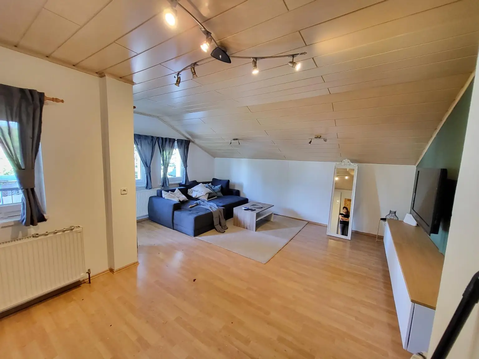 PROVISIONSFREI - SCHÖNES HAUS  IN SACKGASSE