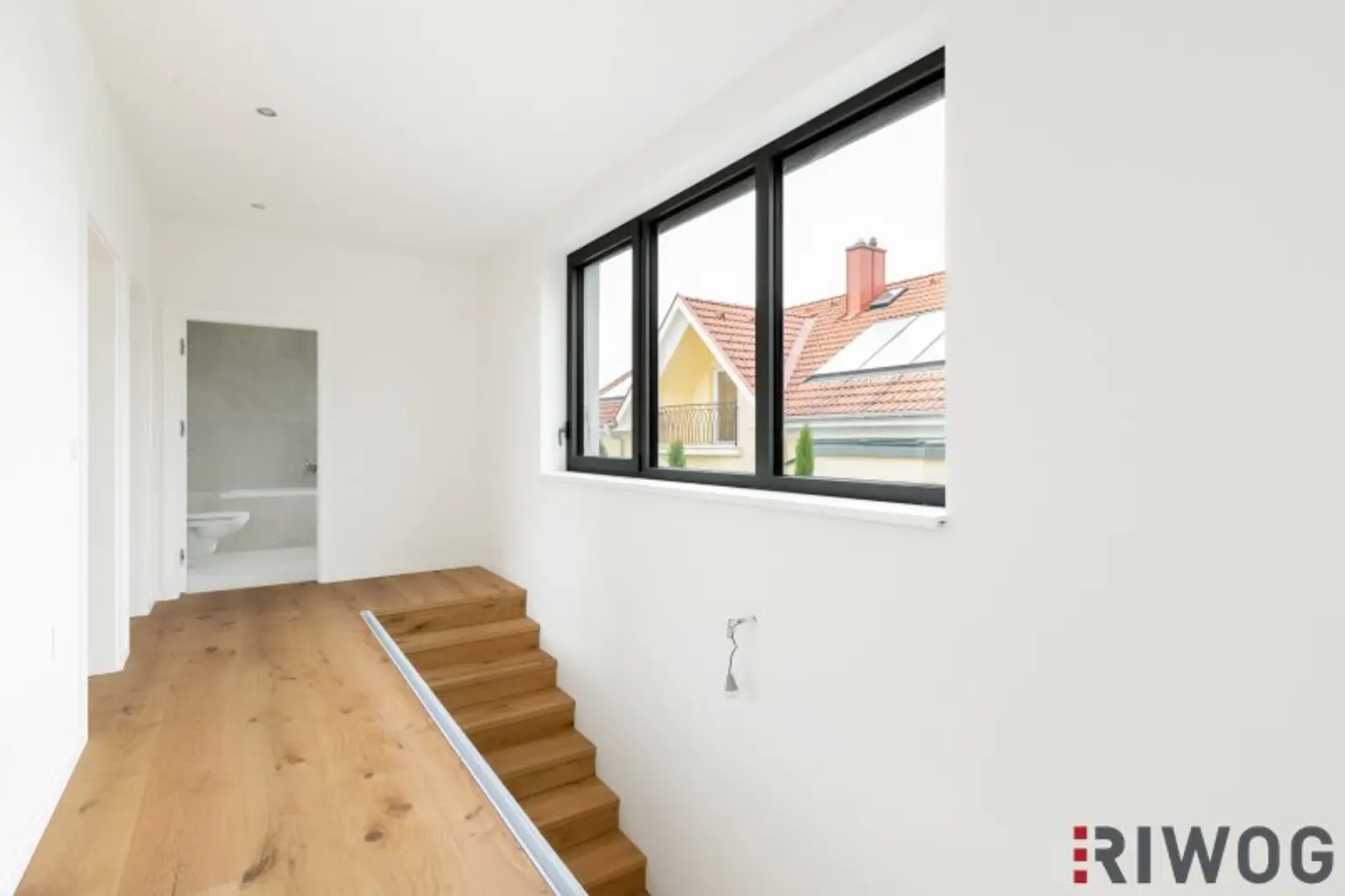 ERSTBEZUG | Exklusive Doppelhaus-Einheit | ca. 353 m² Garten | 4-5 Zimmer | Luftwärmepumpe | 2 KFZ-Stellplätze | 5 Min. ins Zentrum Perchtoldsdorf