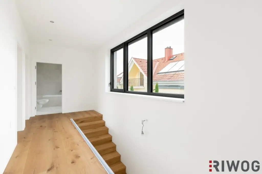 ERSTBEZUG | Exklusive Doppelhaus-Einheit | ca. 353 m² Garten | 4-5 Zimmer | Luftwärmepumpe | 2 KFZ-Stellplätze | 5 Min. ins Zentrum Perchtoldsdorf