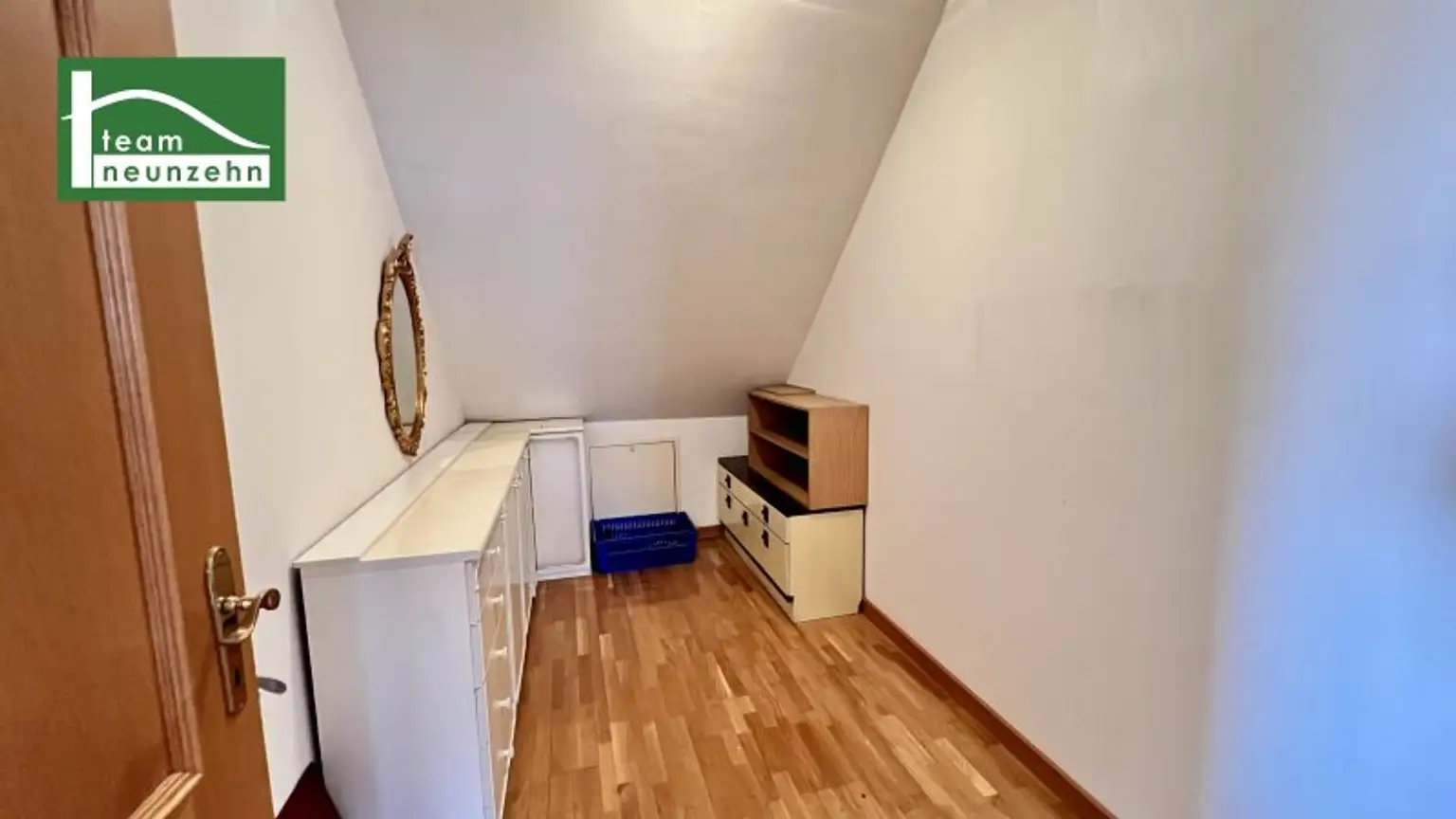 Großzügiges Reihenhaus auf 245m² Eigengrund - 173m² Wnfl., 5x Zimmer & zusätzlichem Keller von 63m².
