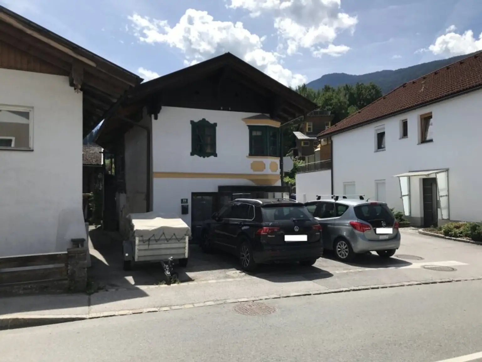 Sanierungsbedürftiges Wohnhaus in bester Wohnlage von Kolsass