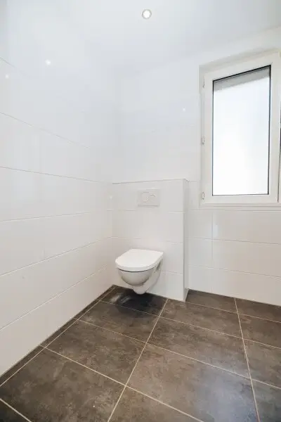KEINE PROVISON I SONNIGE LOGGIA I KOMPLETT ERNEUERT I 3-ZIMMER-DOMIZIL I BESTE LAGE BEIM LEND I HELL & LUFTIG I RUHIGES WOHNEN I TIERFREUNDLICHES ZUHAUSE I PROJEKT WOHNEN I