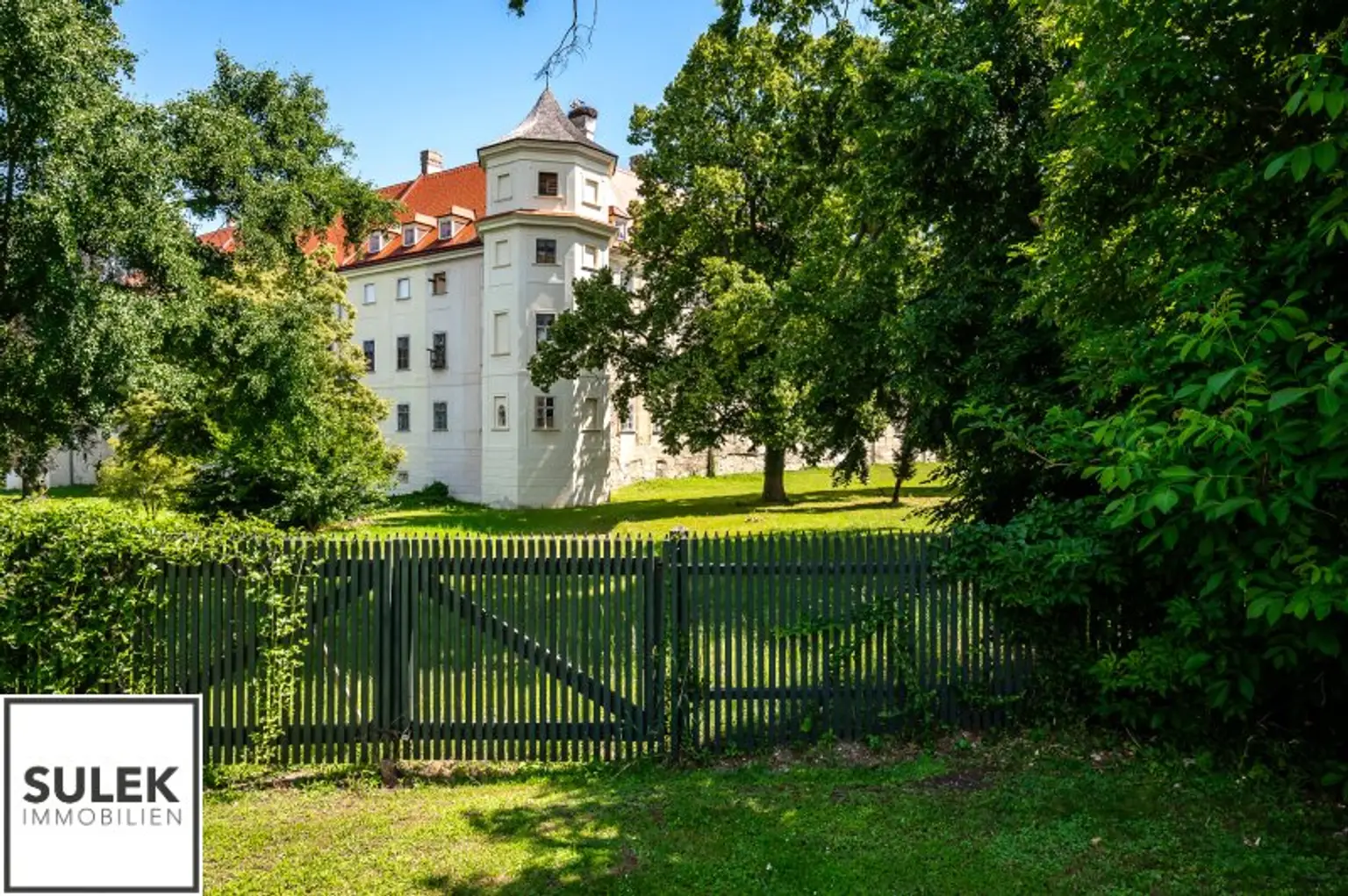 charmantes Einfamilienhaus mit dazugehöriger Einliegerwohnung in Petronell - ab 1.11.2025