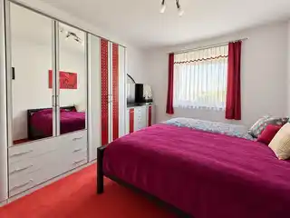 Schlafzimmer (1)