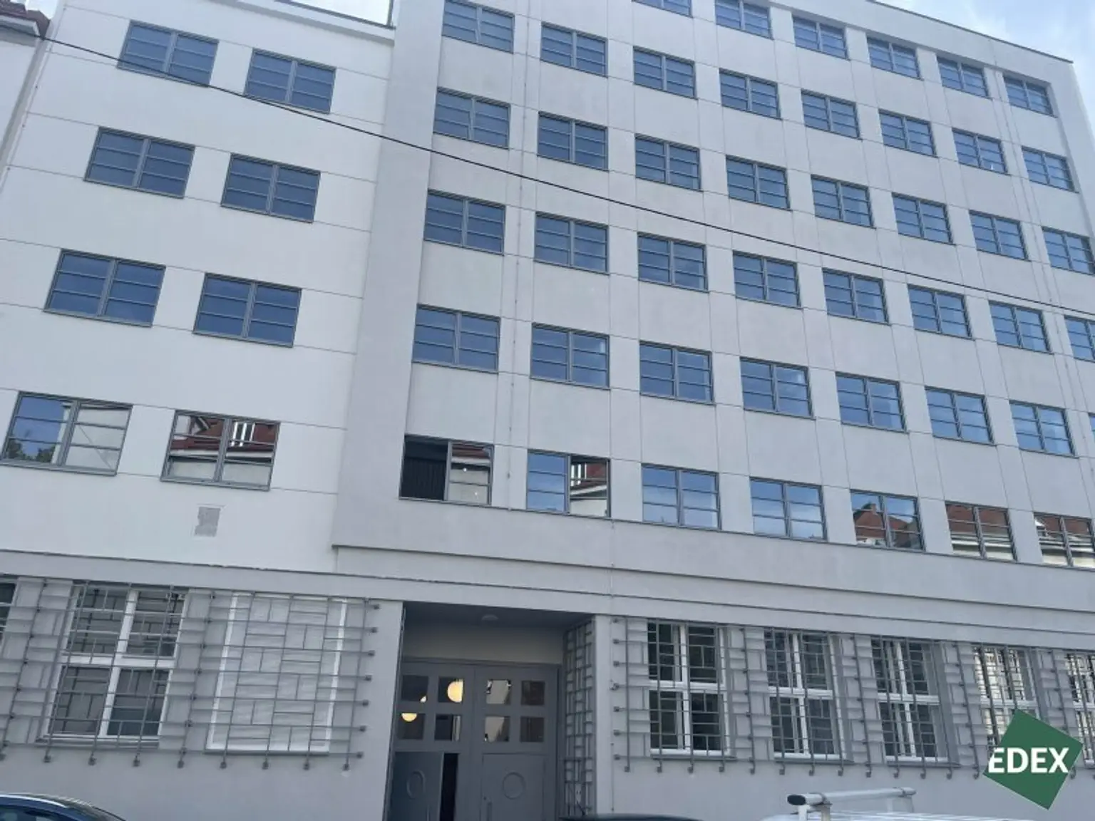 Erstbezug: Moderne Wohnung mit Galerie, Balkon und offener Raumgestaltung