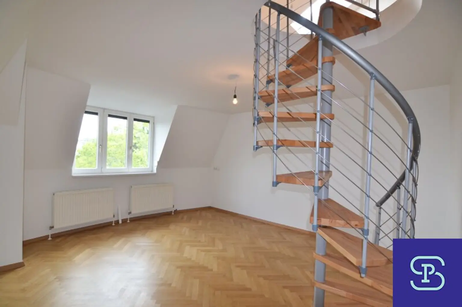 Sanierte 109m² DG-Wohnung mit Galerie Nahe Lainzer Tiergarten - 1130 Wien