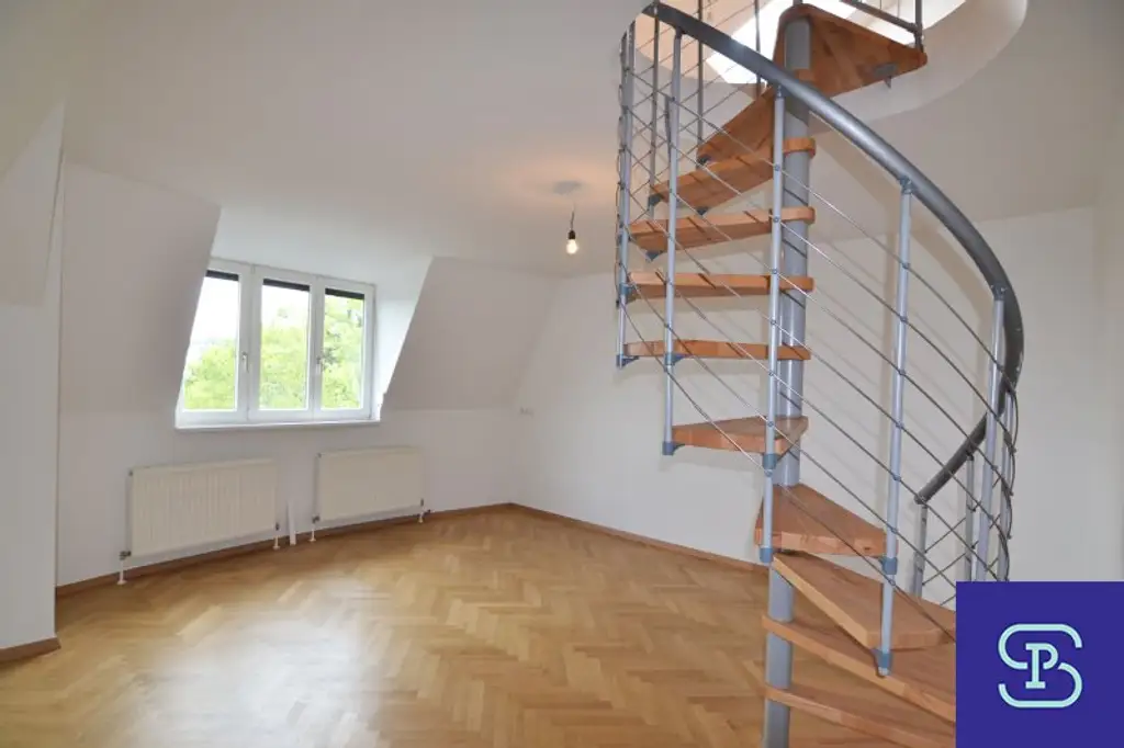 Sanierte 109m² DG-Wohnung mit Galerie Nahe Lainzer Tiergarten - 1130 Wien