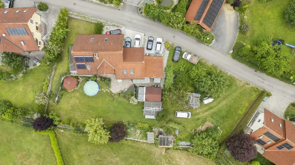 ** Traumhaftes Wohlfühlhaus in ländlicher Idylle trifft Stadtnähe  - nur 15km nach Graz **  Familienparadies mit erstklassiger Infrastruktur **