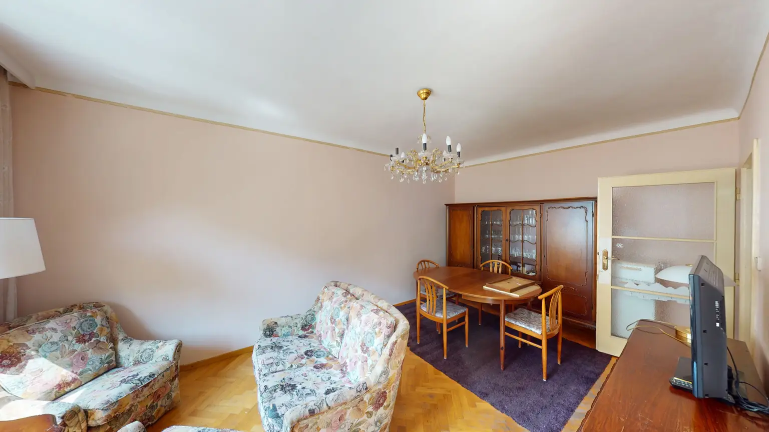 Zentral. Ruhig. Teilbar. Eigentumswohnung nahe Karlsplatz & TU Wien