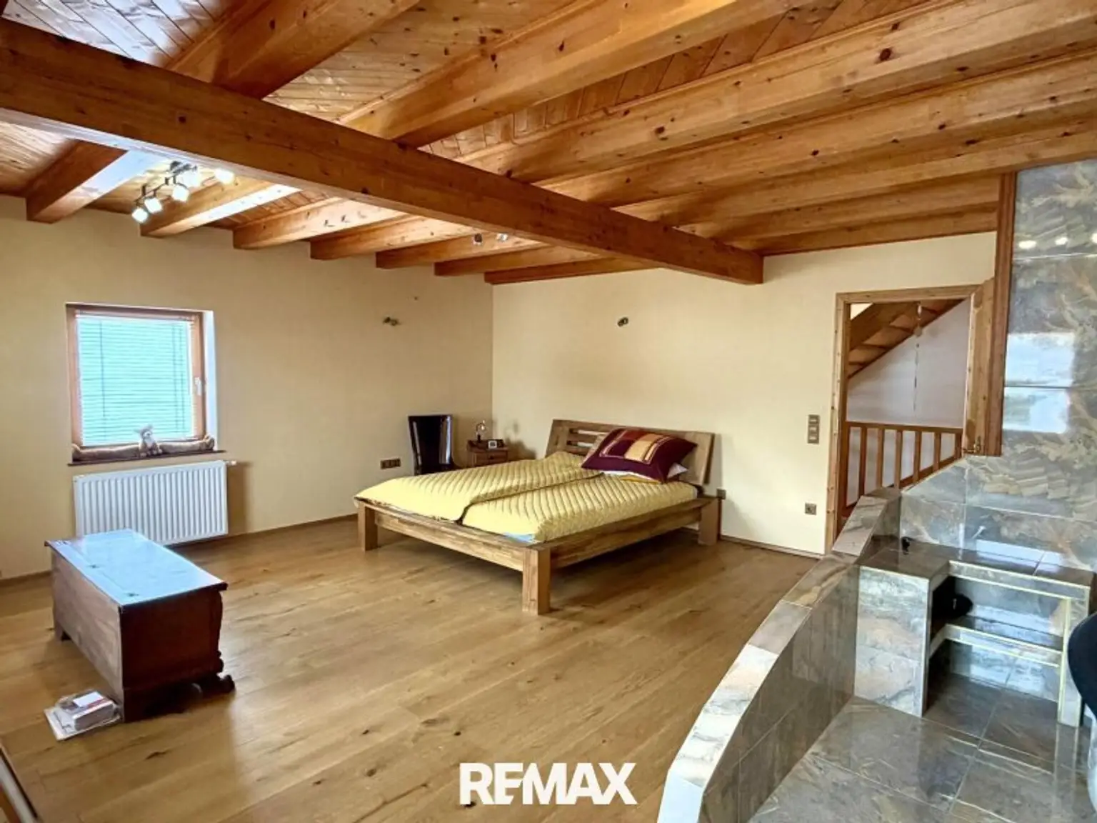 11 Schlafzimmer