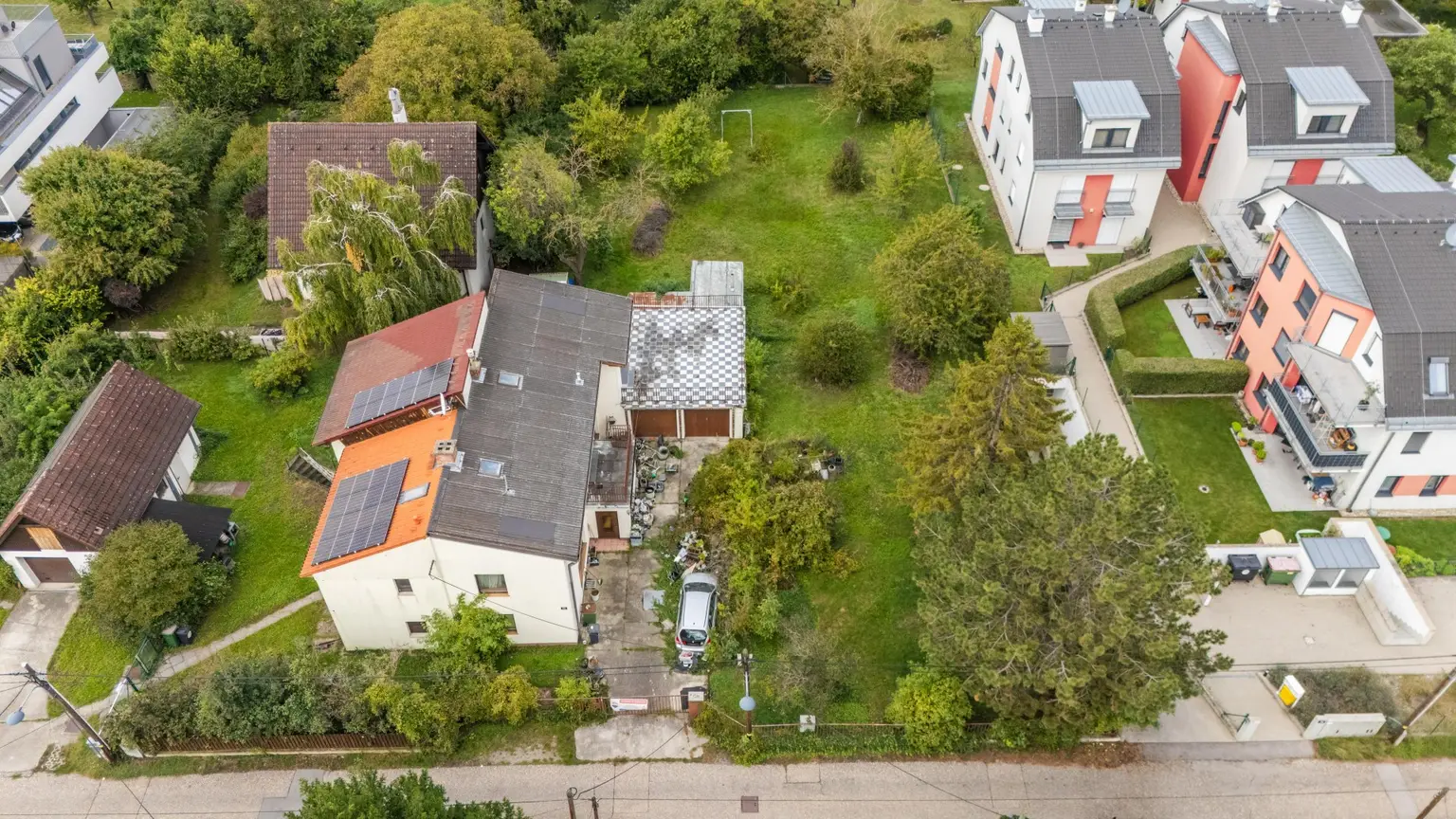 “Exklusives Baugrundstück auf Eigengrund – Ihr Traumprojekt in Bestlage“