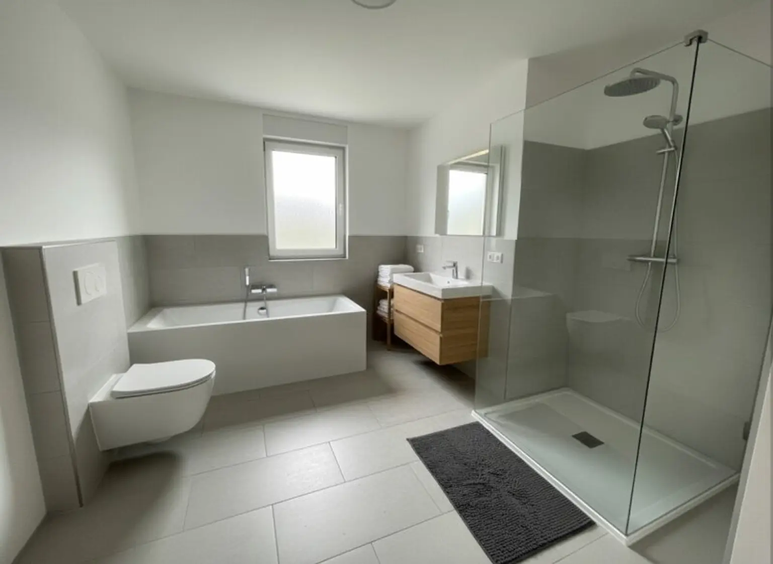 🏡 Erstbezug in EBENFURTH! Doppelhaushälfte mit Garten & 116 m² Wohnfläche – Jetzt besichtigen!