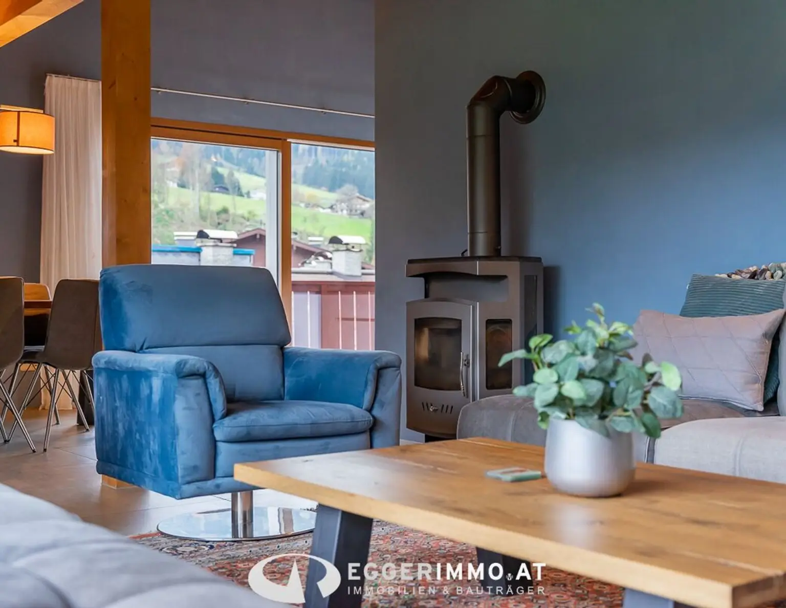 5761 Maria Alm; neu renoviertes Apartmenthaus, 4 Apartments für 22 Personen, genügend Parkplätze vorhanden, tolle Rendite !!