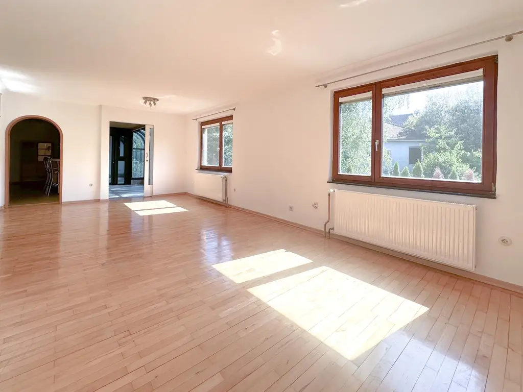 Charmantes Einfamilienhaus in bester Ruhelage von Hietzing – Viel Platz, großes Potenzial & attraktiver Preis