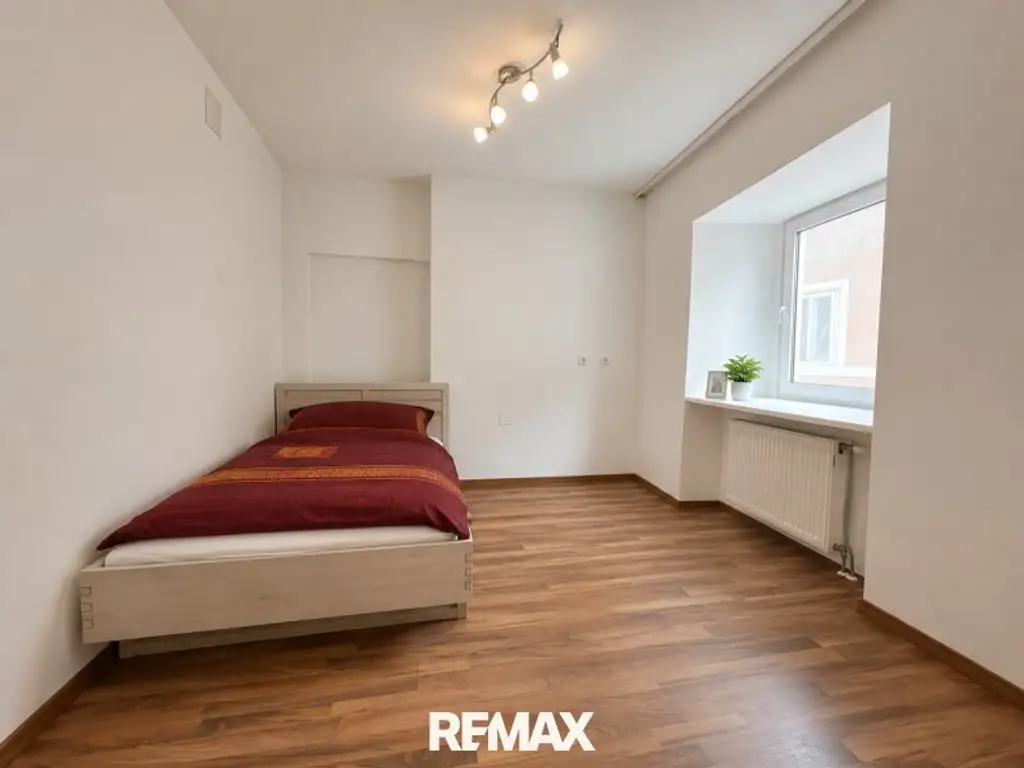***Mehrfamilienhaus mit Riesenpotential im Zentrum von Eisenerz***