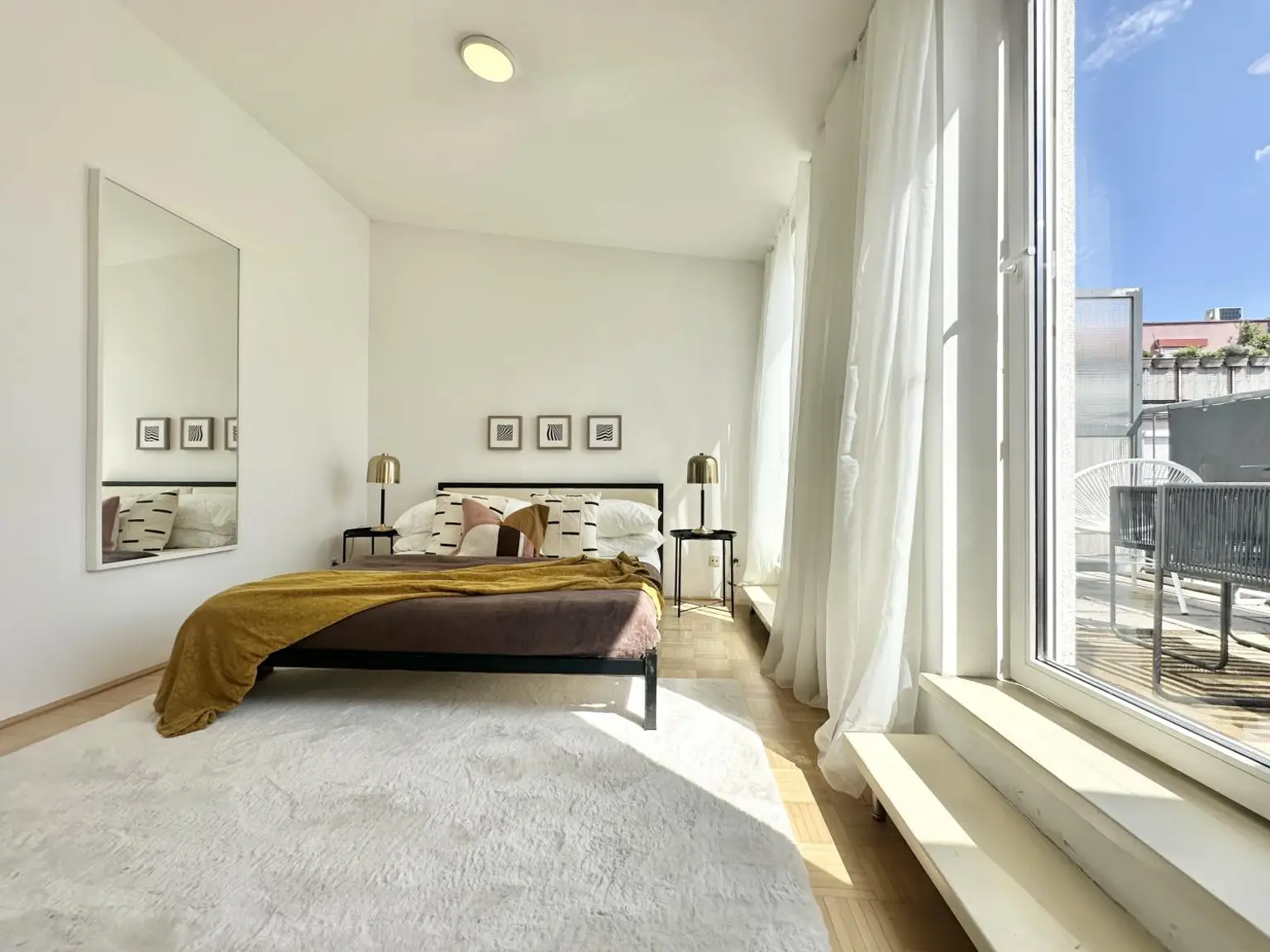 Schlafzimmer II