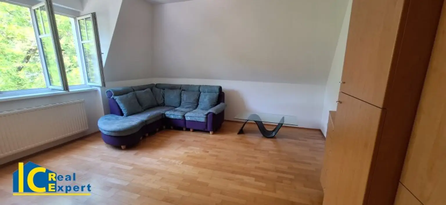 Ganz wenig Dachschrägen