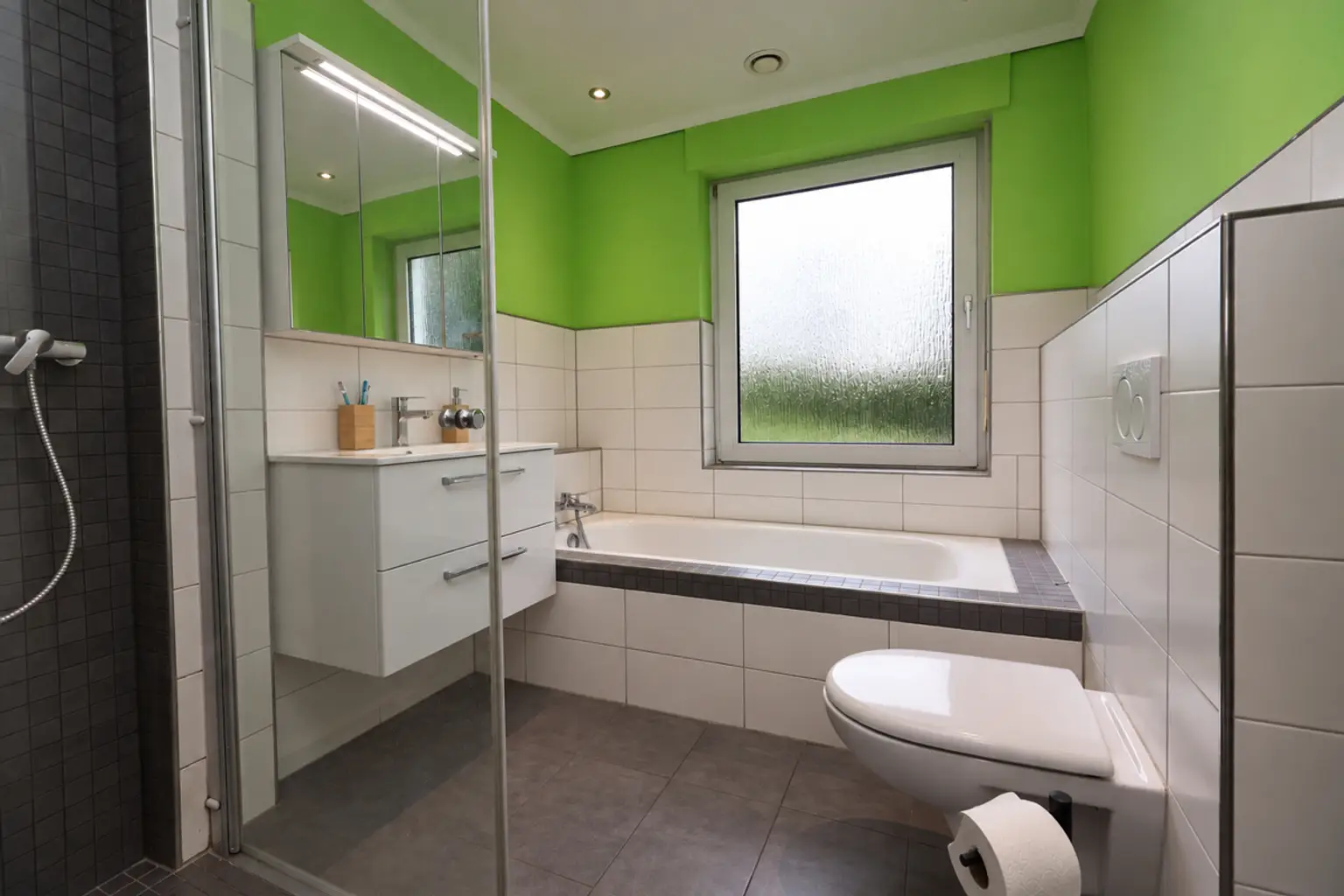 Badezimmer Erdgeschoss