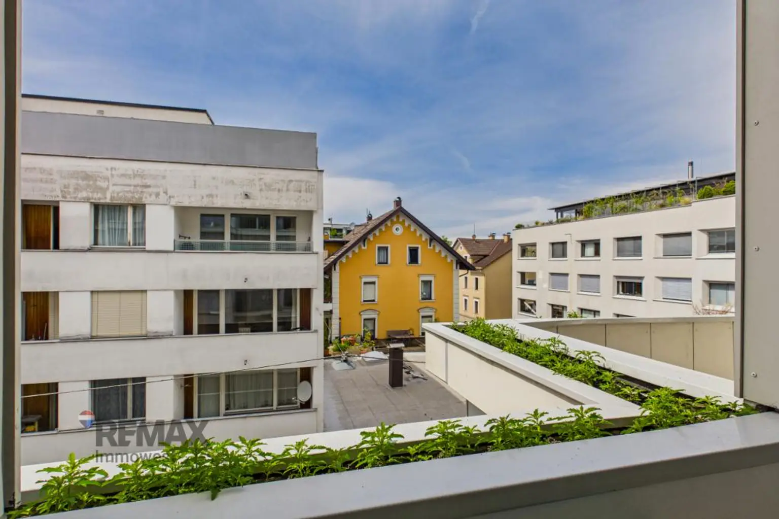 Aussicht Balkon Wohnzimmer