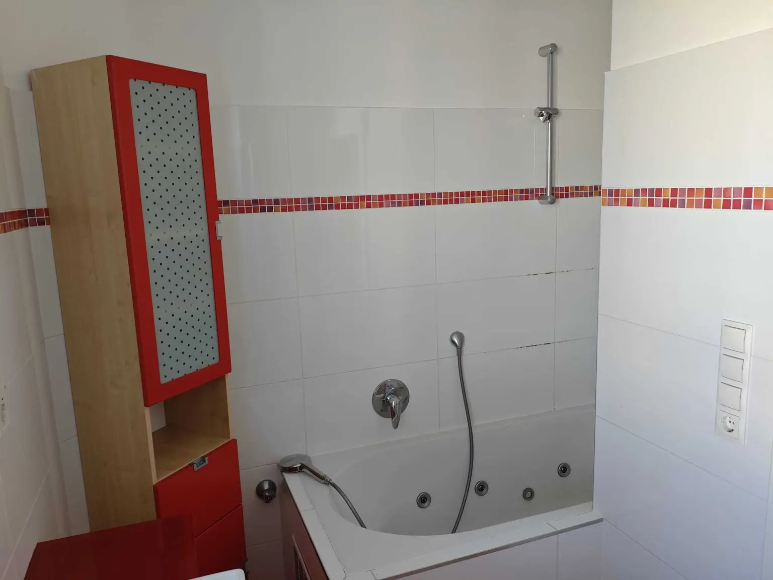 "4. BEZIRK - Moderne 2 Zimmer Wohnung mit großem Balkon und Weitblick"