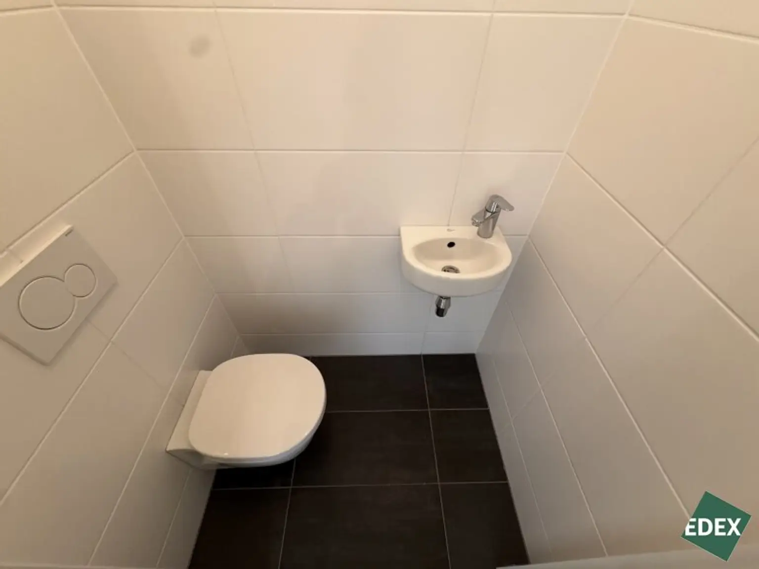 3-Zimmer-Neubau mit Loggia direkt bei der Donau