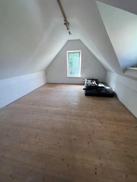 Haus mit Weinkeller - KEINE Hauptwohnsitzmöglichkeit