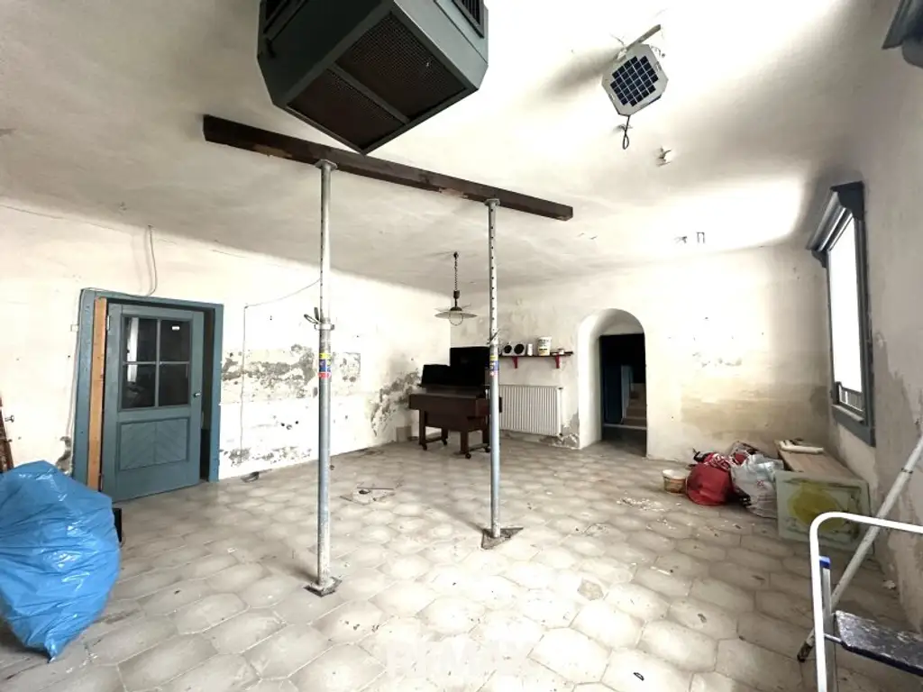 ***Mehrfamilienhaus mit Riesenpotential im Zentrum von Eisenerz***